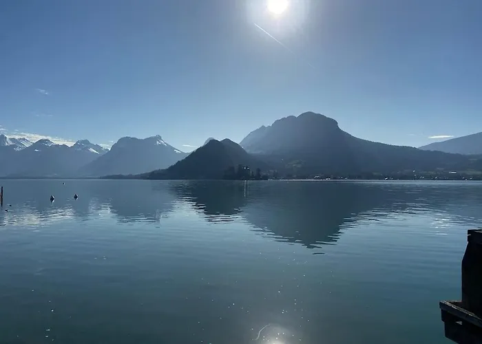 Appartement Duplex Vue Lac Et Montagne A Talloires