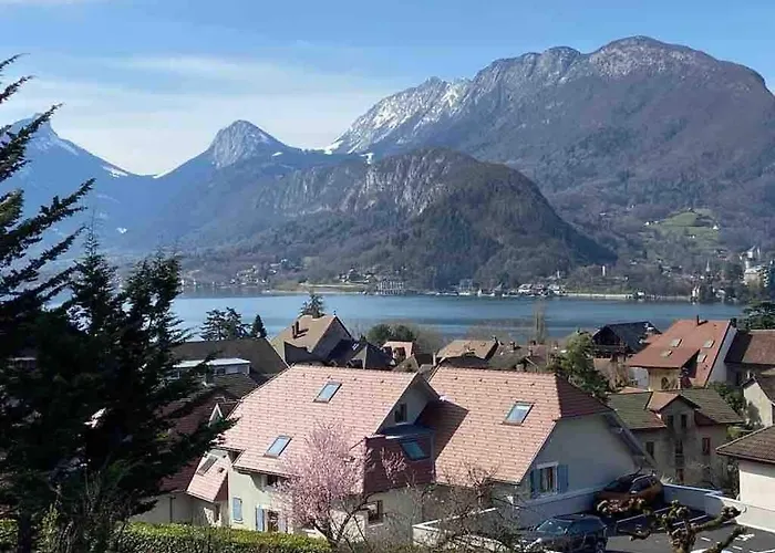 Appartement Duplex Vue Lac Et Montagne A Talloires