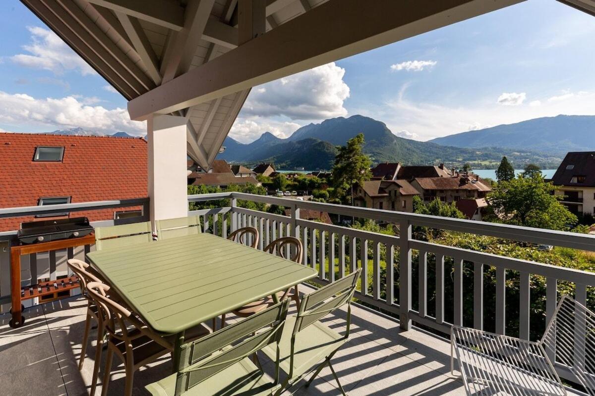Duplex Vue Et Montagne A Apartment Talloires