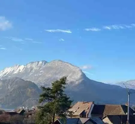 Appartement Duplex Vue Lac Et Montagne A Talloires Exterior photo