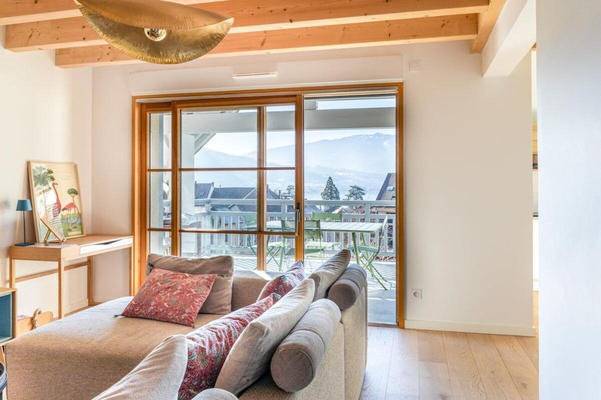 Appartement Duplex Vue Et Montagne à Talloires